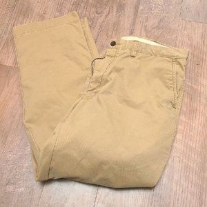 khaki pants
